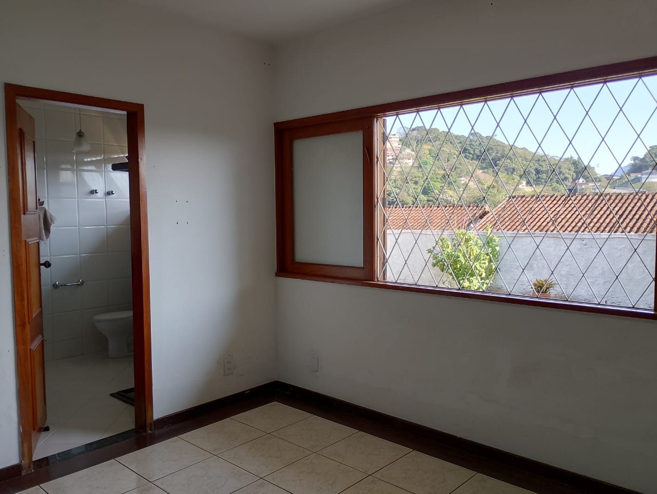 Oportunidade em Teresópolis – Imóvel com Potencial Comercial ou Residencial — Foto 23