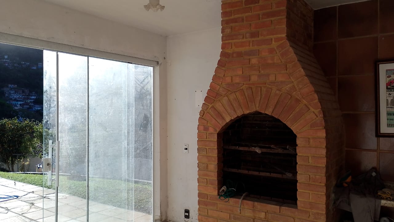 Oportunidade em Teresópolis – Imóvel com Potencial Comercial ou Residencial — Foto 27