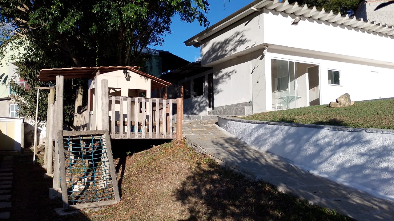 Oportunidade em Teresópolis – Imóvel com Potencial Comercial ou Residencial — Foto 31