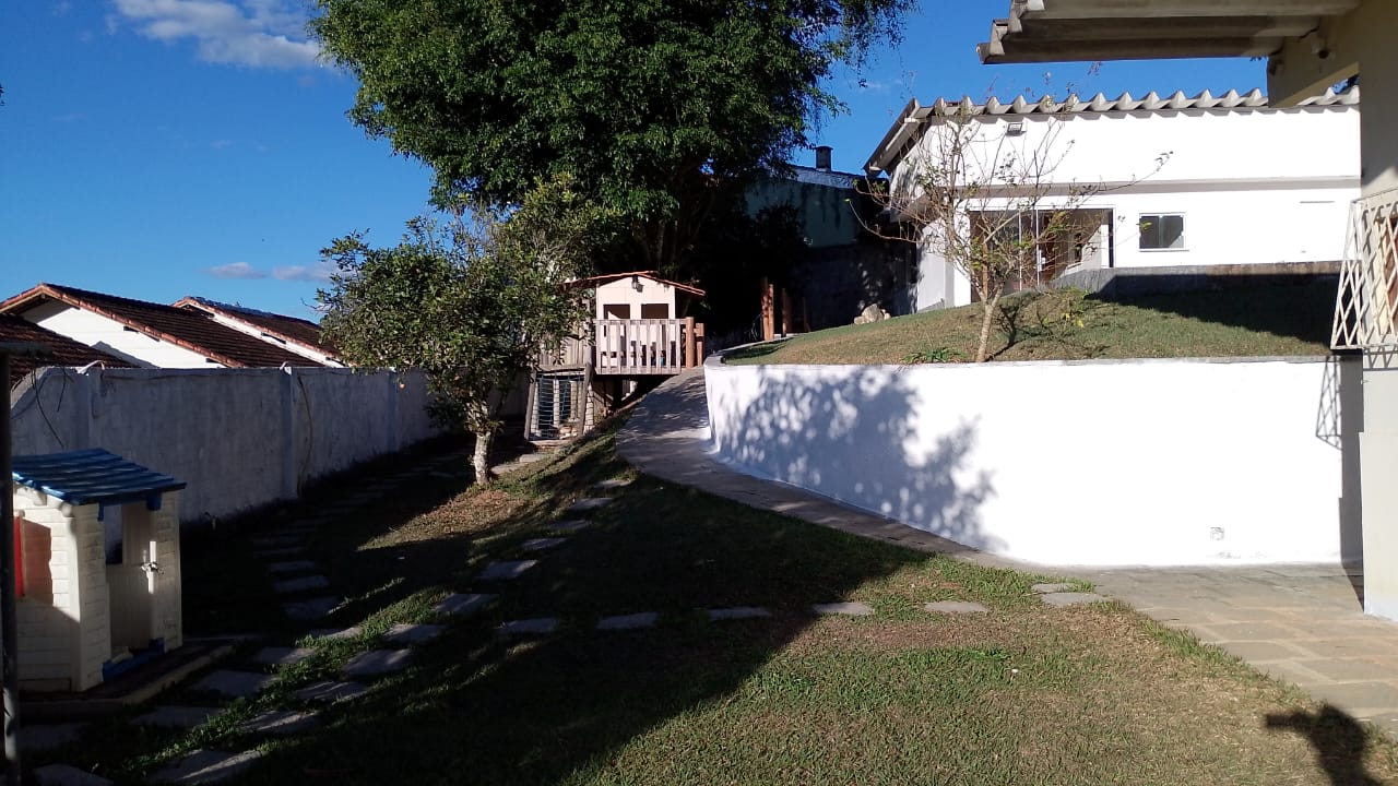 Oportunidade em Teresópolis – Imóvel com Potencial Comercial ou Residencial — Foto 37